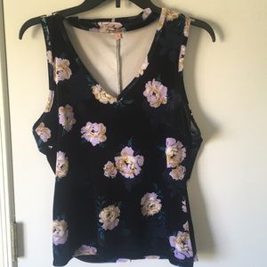 Velvet feel choker floral neckline top